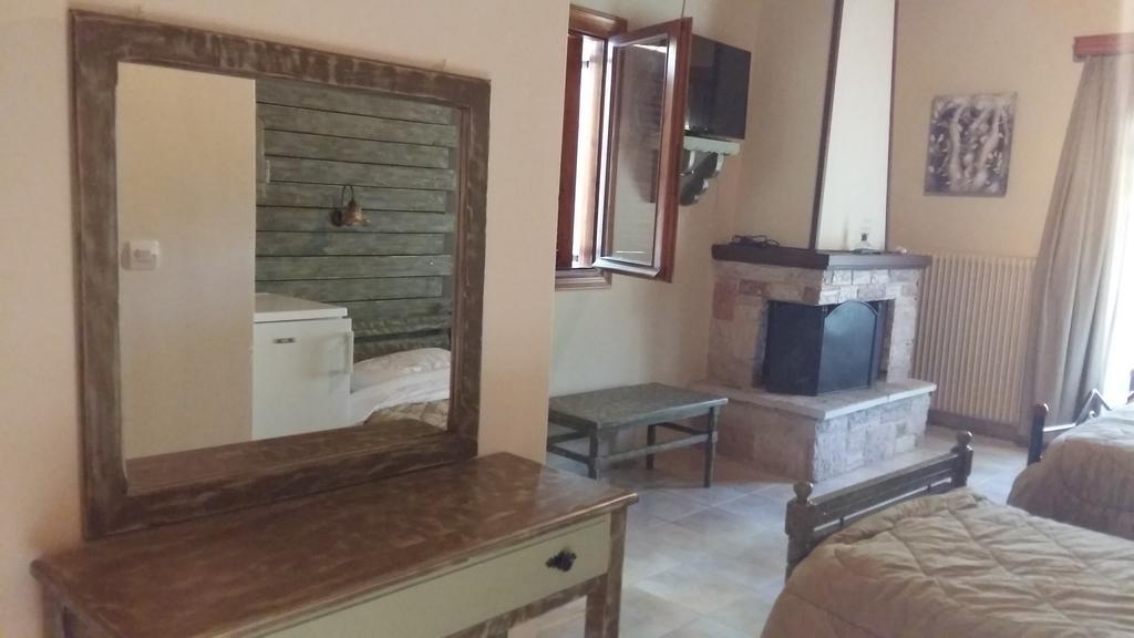 Mathes Hotel Klávsion Екстериор снимка